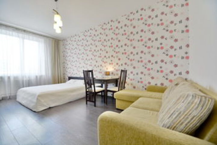 Room 85 of 203