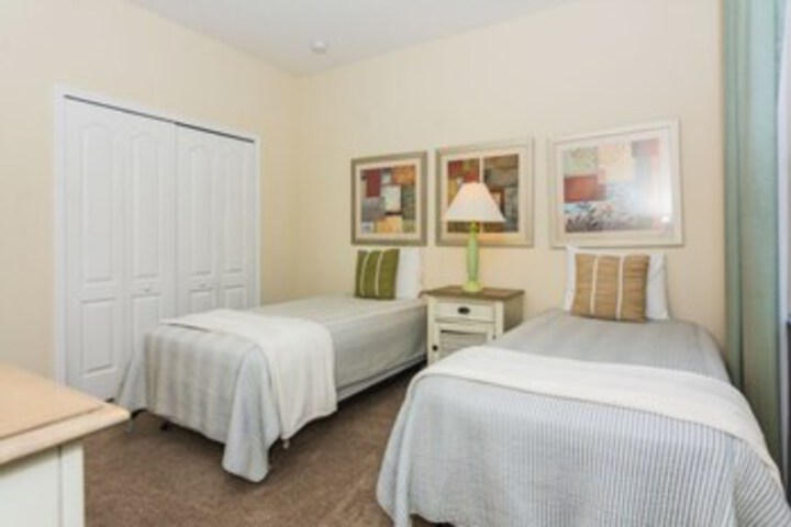 Room 18 of 46