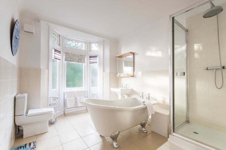 Bathroom Interior Photo