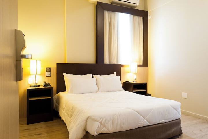 Room 34 of 68