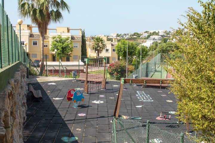 Children's play area - outdoor