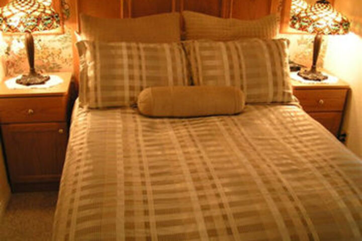 Room 12 of 15