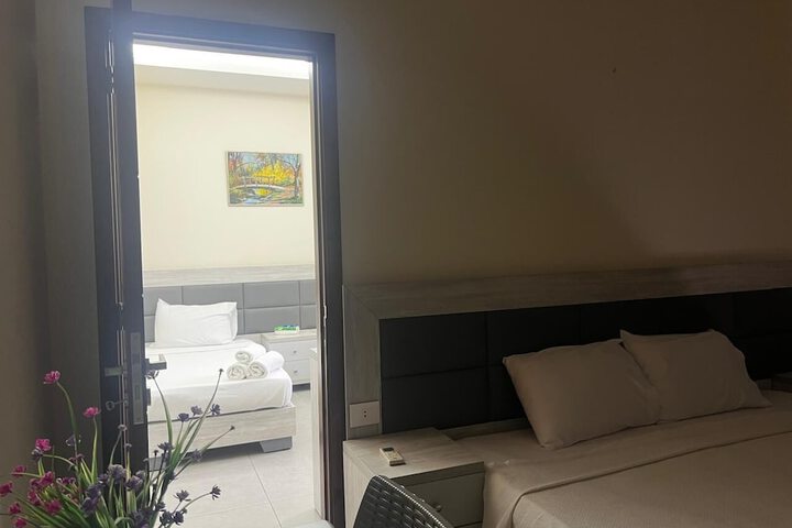 Room 14 of 52