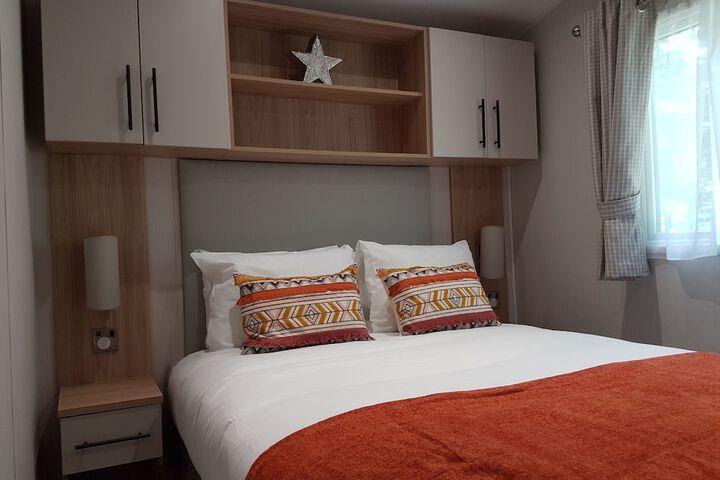 Room 25 of 135