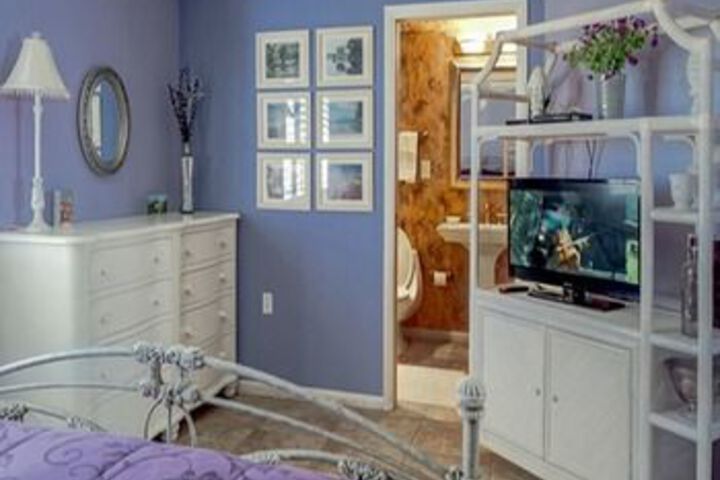 Room 14 of 21