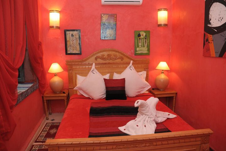 Room 5 of 26