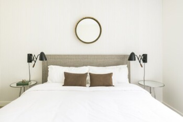 Room 100 of 279
