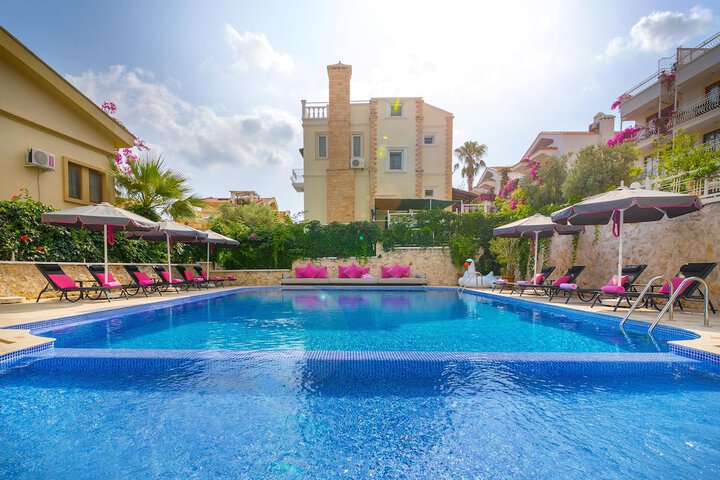 Pool Hotel