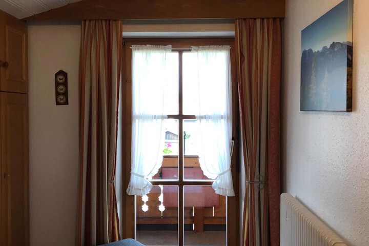 Room 4 of 29