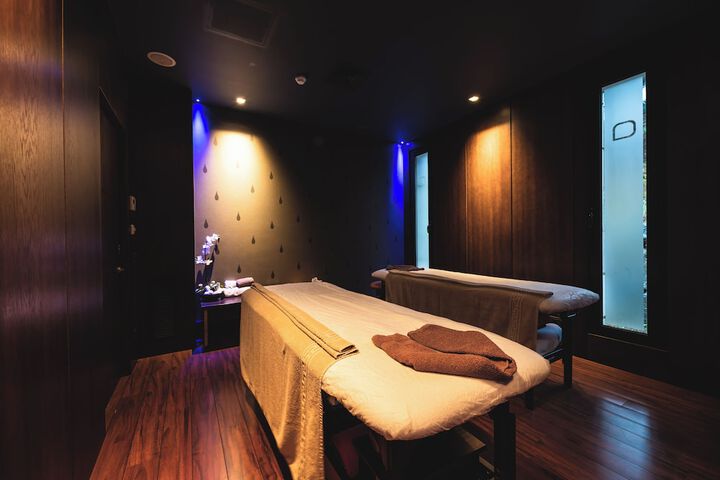 Massage Photo
