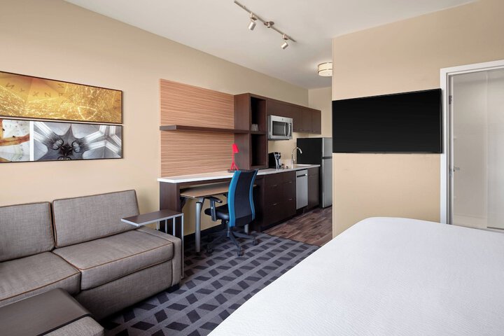 Room 9 of 31