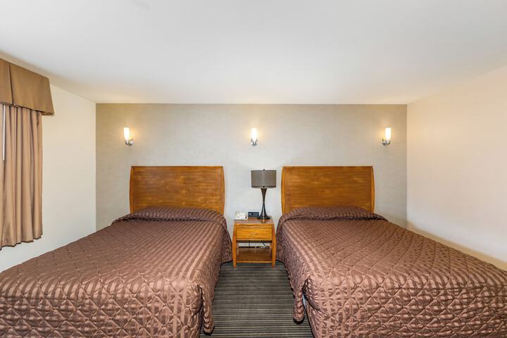 Room 65 of 127