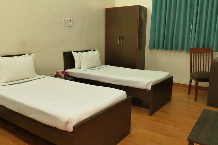 Room 5 of 24