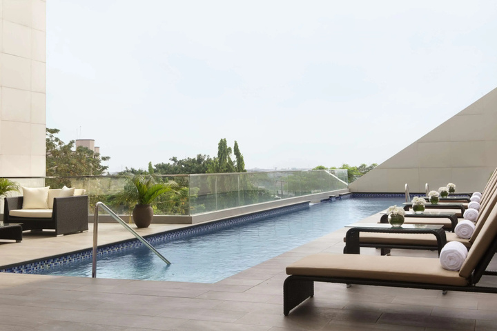 Pool 19 of 35