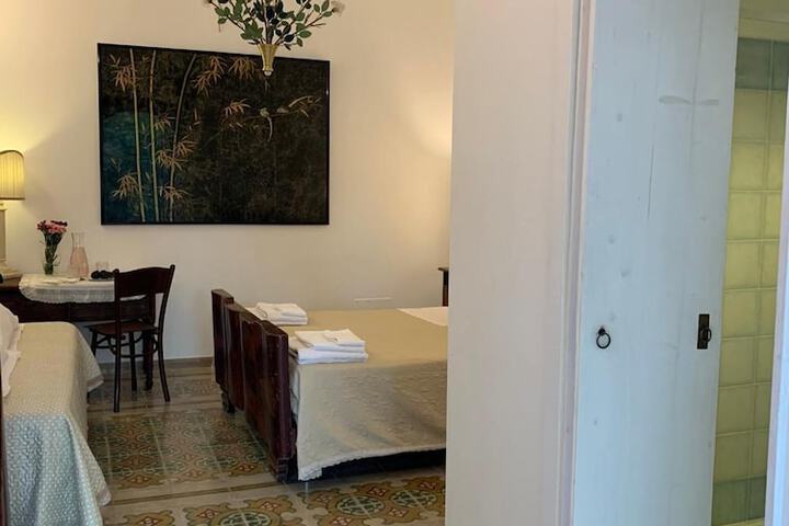 Room 34 of 51