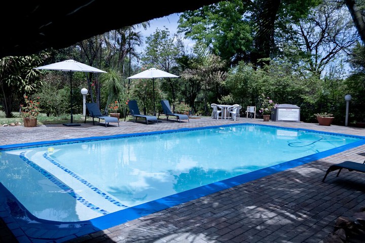 Hotel Pool