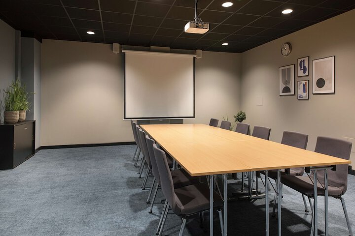 Meeting 33 of 34