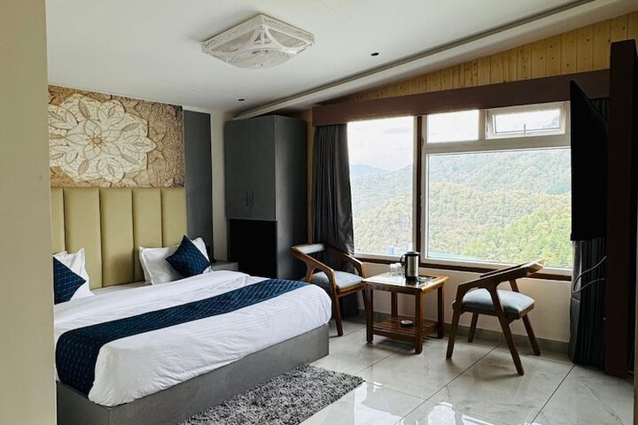 Room 14 of 19
