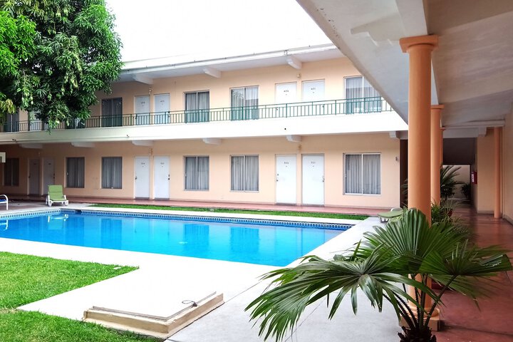 Pool 39 of 59
