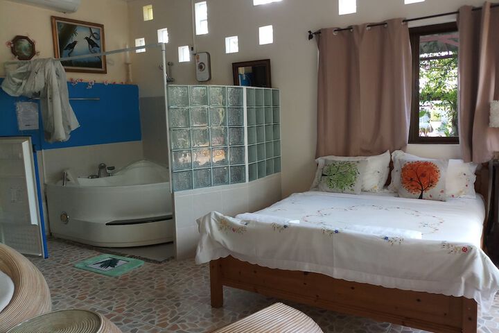 Room 18 of 61