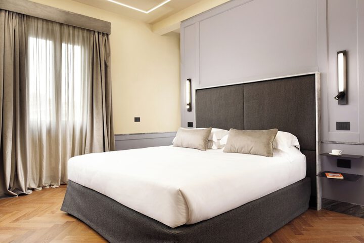 Room 13 of 68