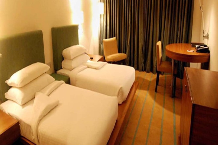 Room 46 of 125