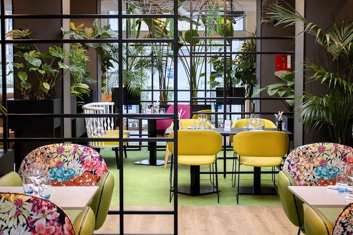 Hotel 146 of 149