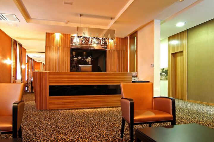Hotel Interior 3 of 32