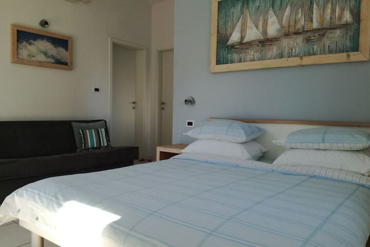 Room 12 of 57