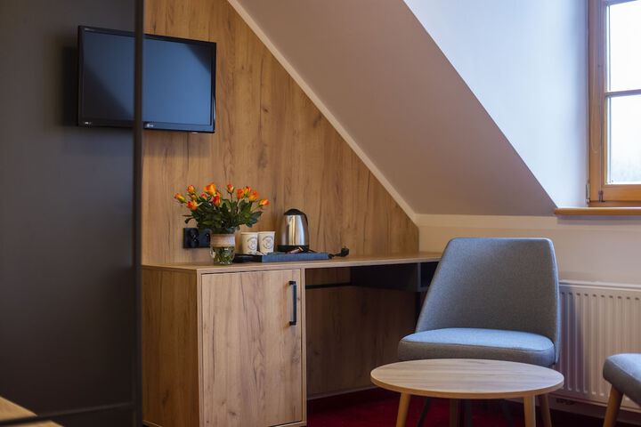 Room 8 of 49