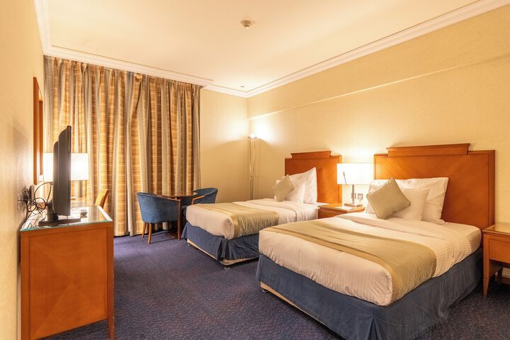 Room 15 of 46