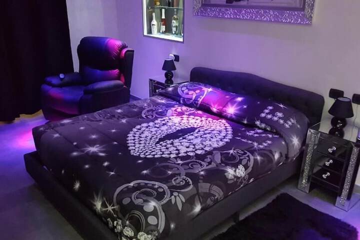 Room 3 of 45