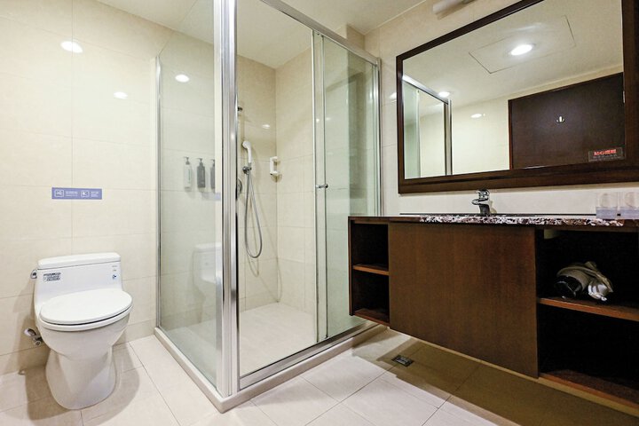 Room 60 of 72