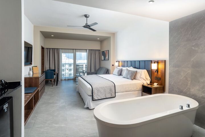Room 11 of 135