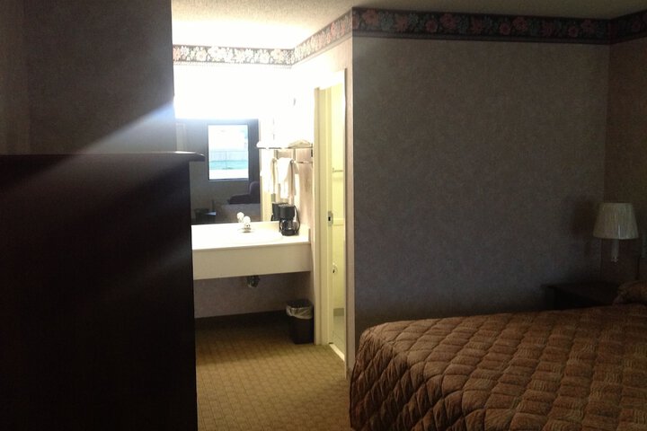 Room 7 of 36