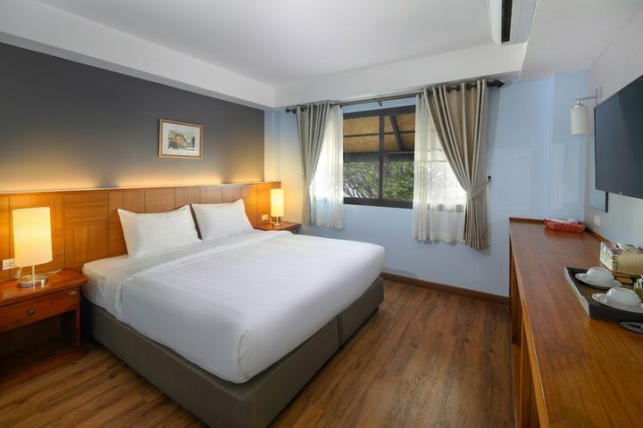 Room 12 of 60