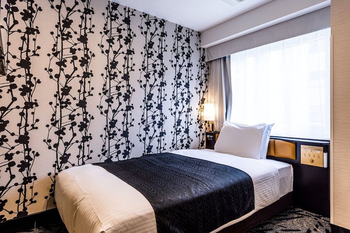 Room 6 of 91