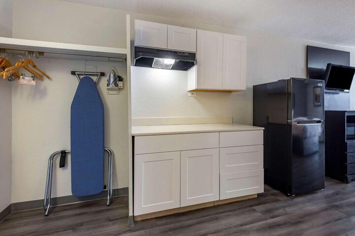 Efficiency 2 Double Beds (1 of 7)