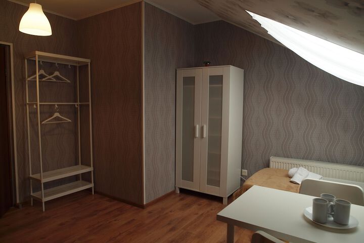 Room 11 of 69