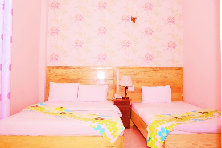 Room 23 of 78