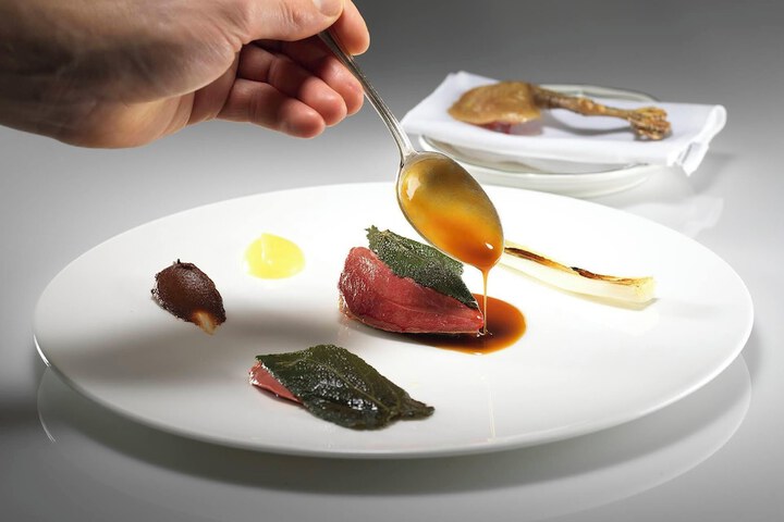 Dining 62 of 76