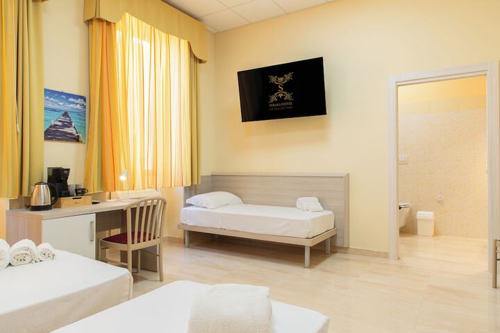 Room 34 of 66