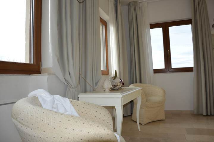 Room 29 of 65