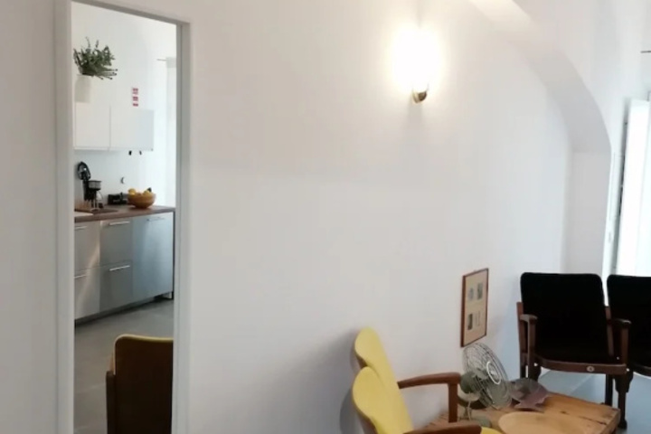 Room 5 of 24