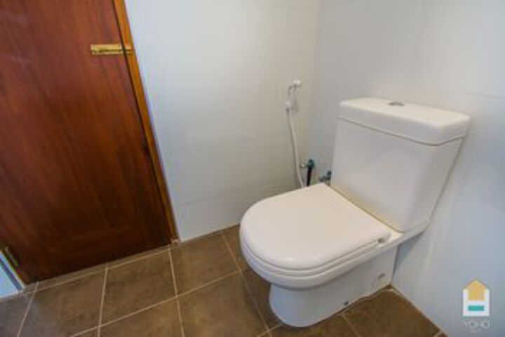 Room 5 of 25