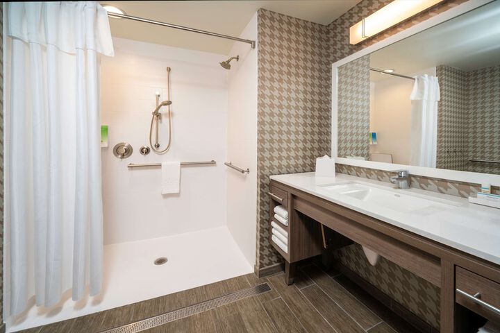 Bathroom shower