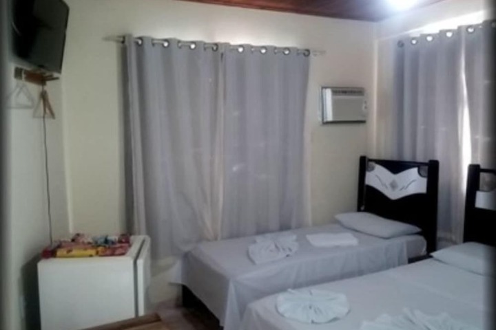 Room 6 of 30