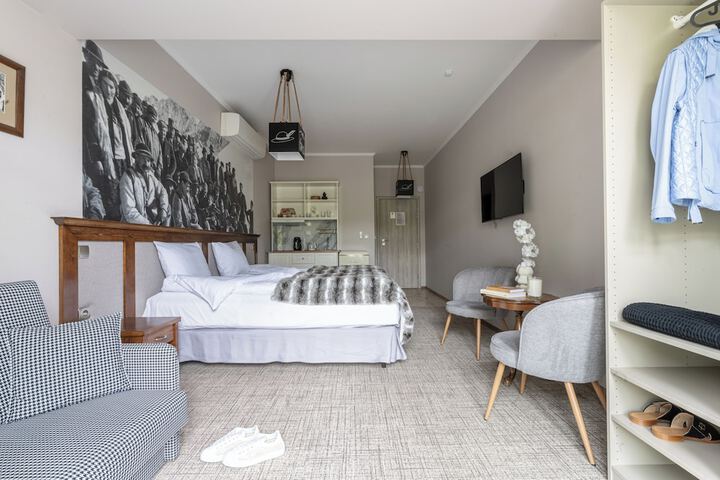 Room 22 of 50