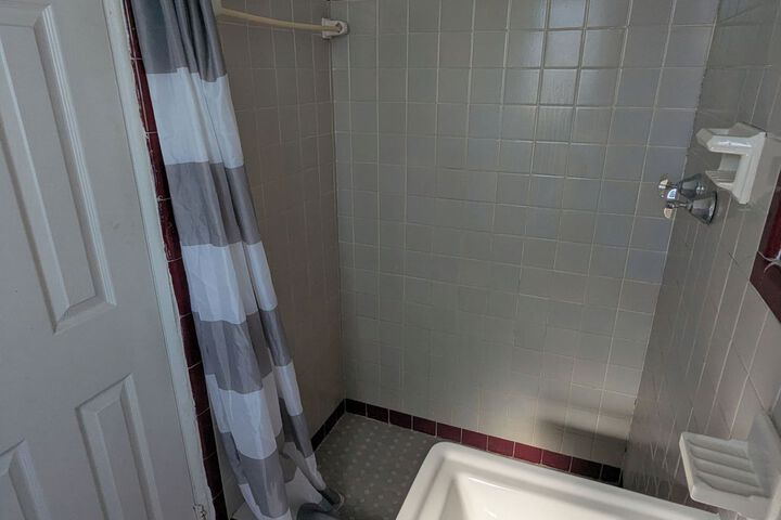 Room 2 of 15