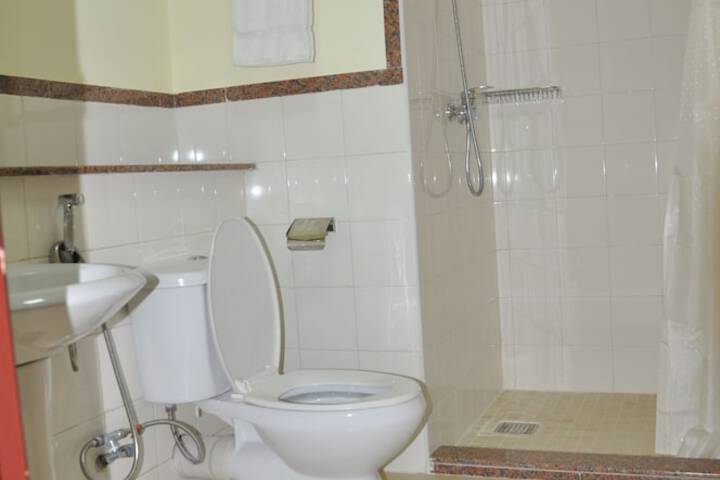 Room 12 of 29